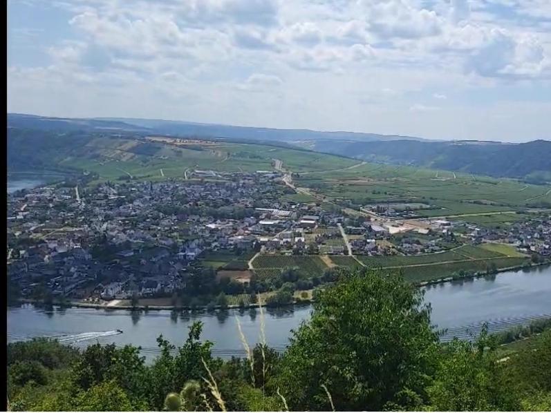 Haus Zur Heugabel Villa Kesten Kültér fotó